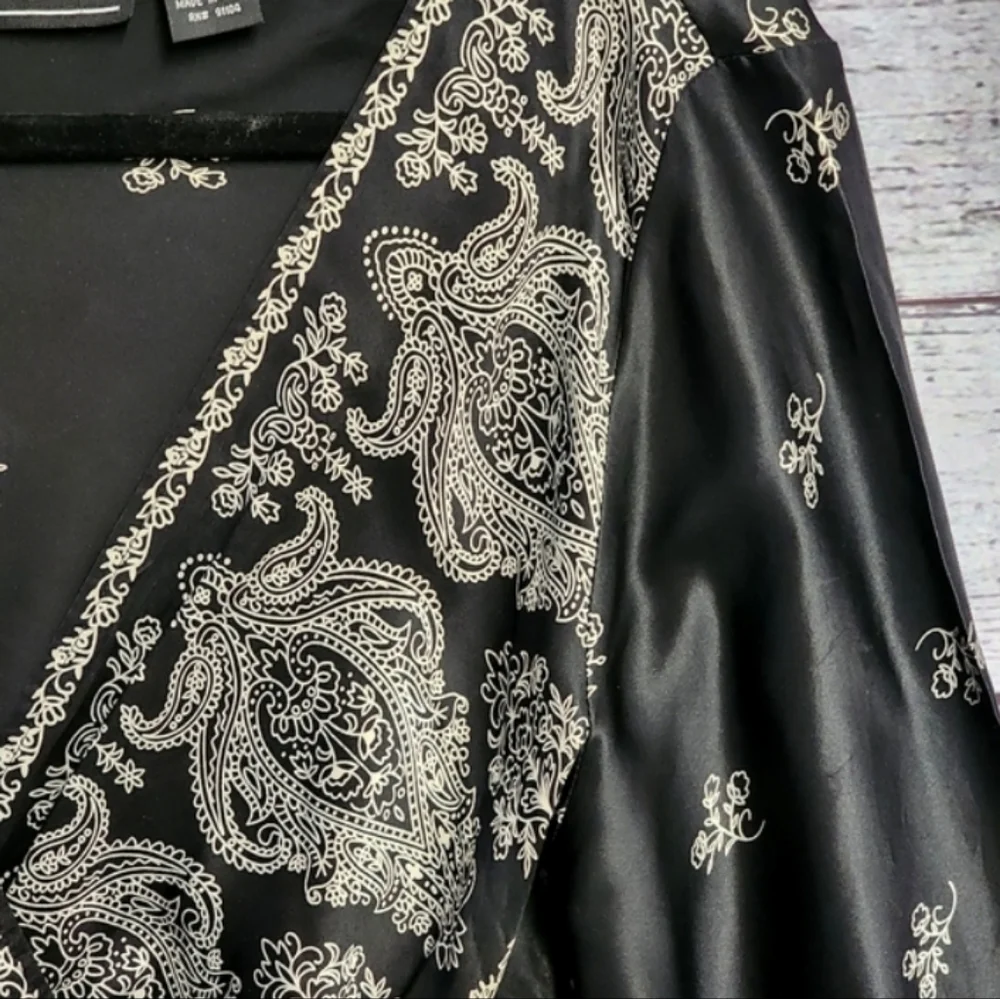 V- collar 100% Silk Ethnic Top Blouse Black/White - Picture 6 of 7